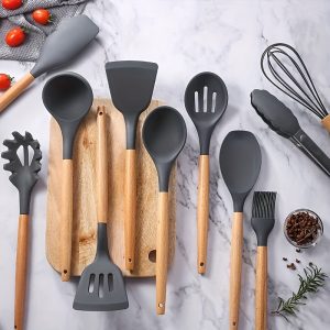 12 Pieces Kitchen Kitchenware Set, High Temperature Non-stick Silicone Kitchenware Set, Wooden Handle And Stand, Spatula, Spoon, Tongs, Egg Beater, Oil Brush, For Frying, Baking, Grilling, Frying, Gray